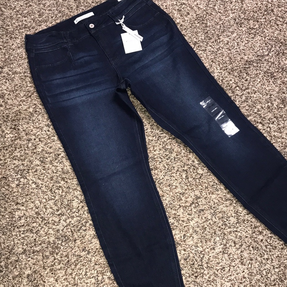 KanCan• NWT Women's Mid Rise Skinny Jeans - Dark Blue. Sz 14